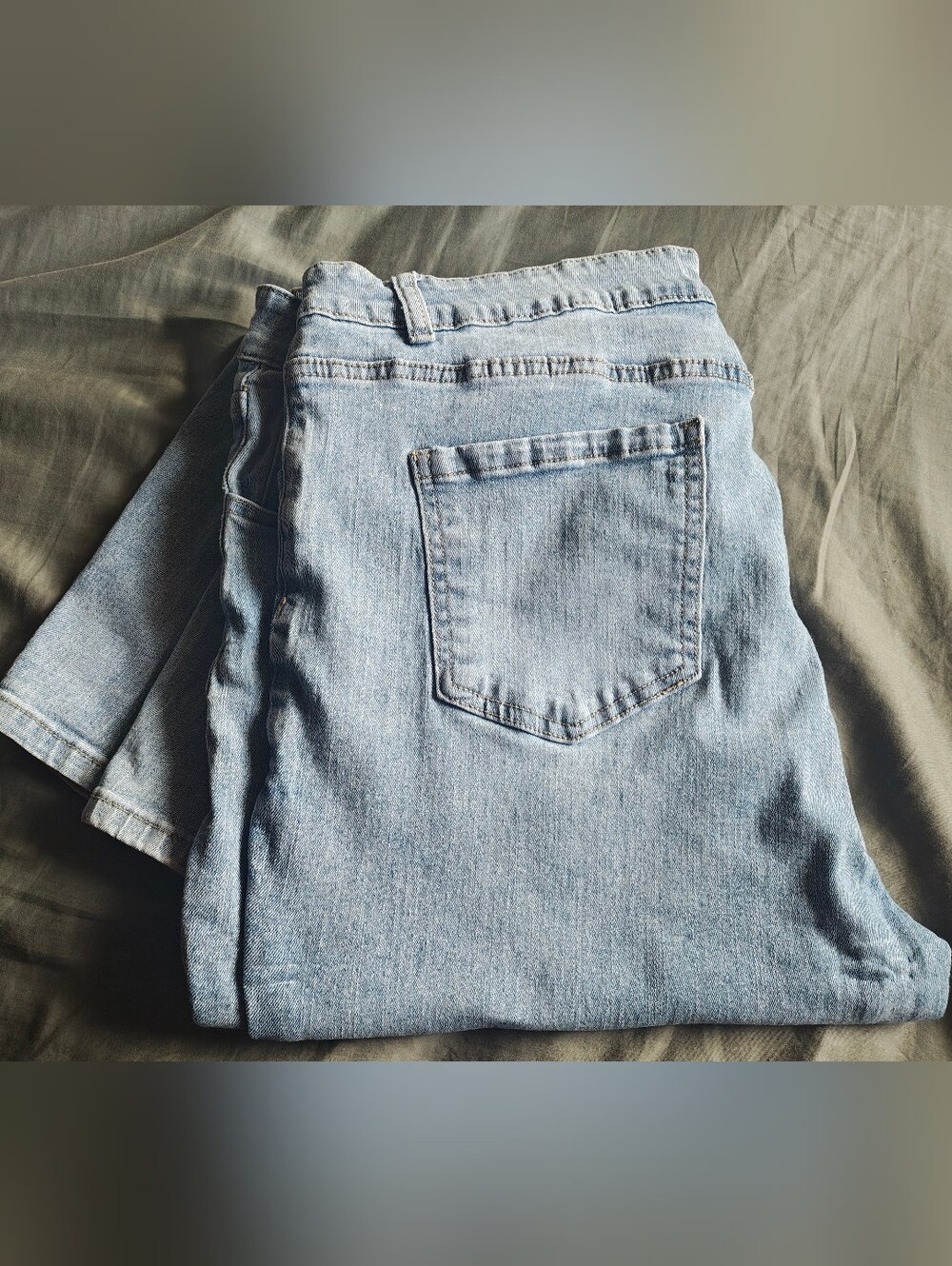 Light Wash Denim Jeans